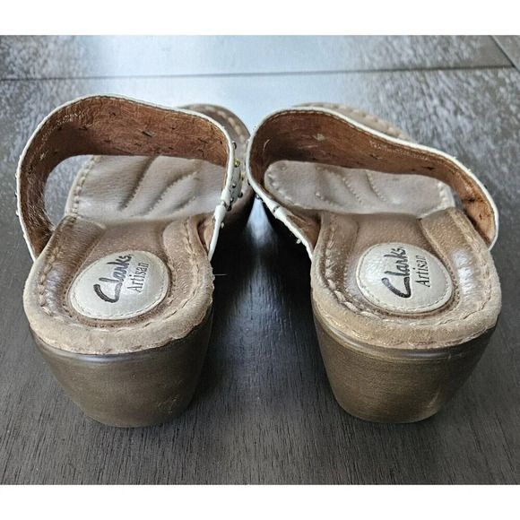 Clarks Women's Artisan White Thong Wedge Leather Sandals Stufded Boho Size 6.5 - Picture 6 of 9
